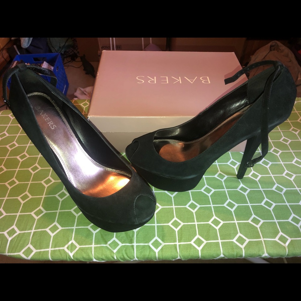 Heels size 11 M